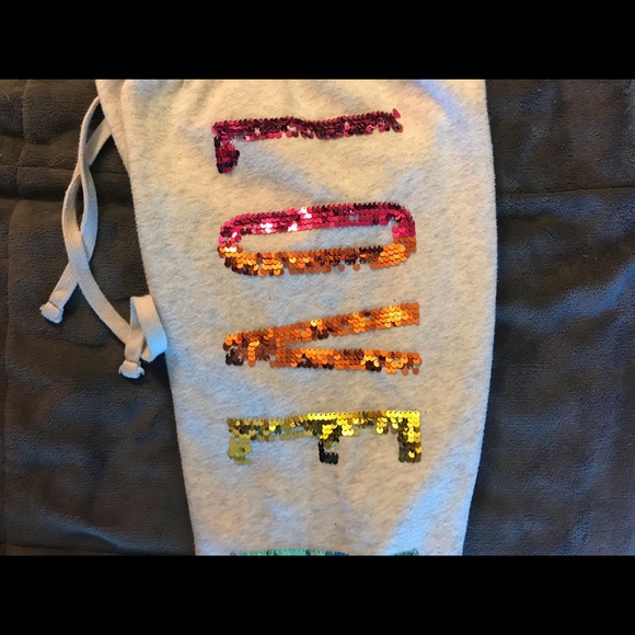 Victoria secret Joggers - Picture 6 of 7